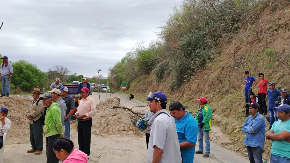 Pueblo Guaraní mantiene bloqueo en Charagua y rechaza convocatoria a mesa técnica en Santa Cruz