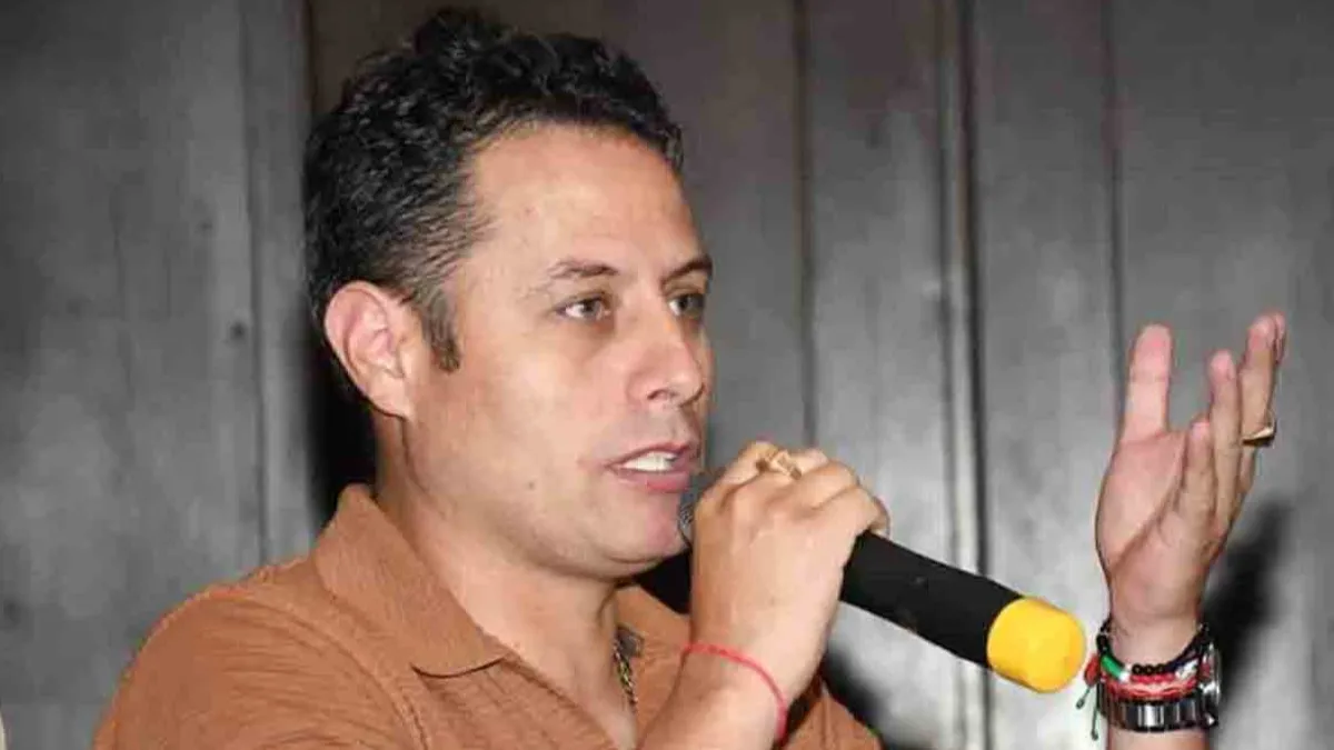 Vicepresidente Edman Lara Montaño cuestiona el Decreto Supremo 5552 y lo califica como “golpe a la democracia”