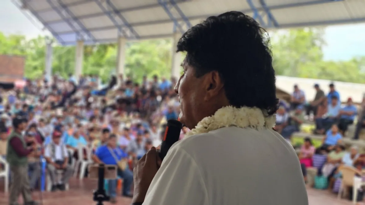 "¡Alarma en Bolivia! Morales denuncia narcotráfico 'importado' y operativos falsos en el trópico"