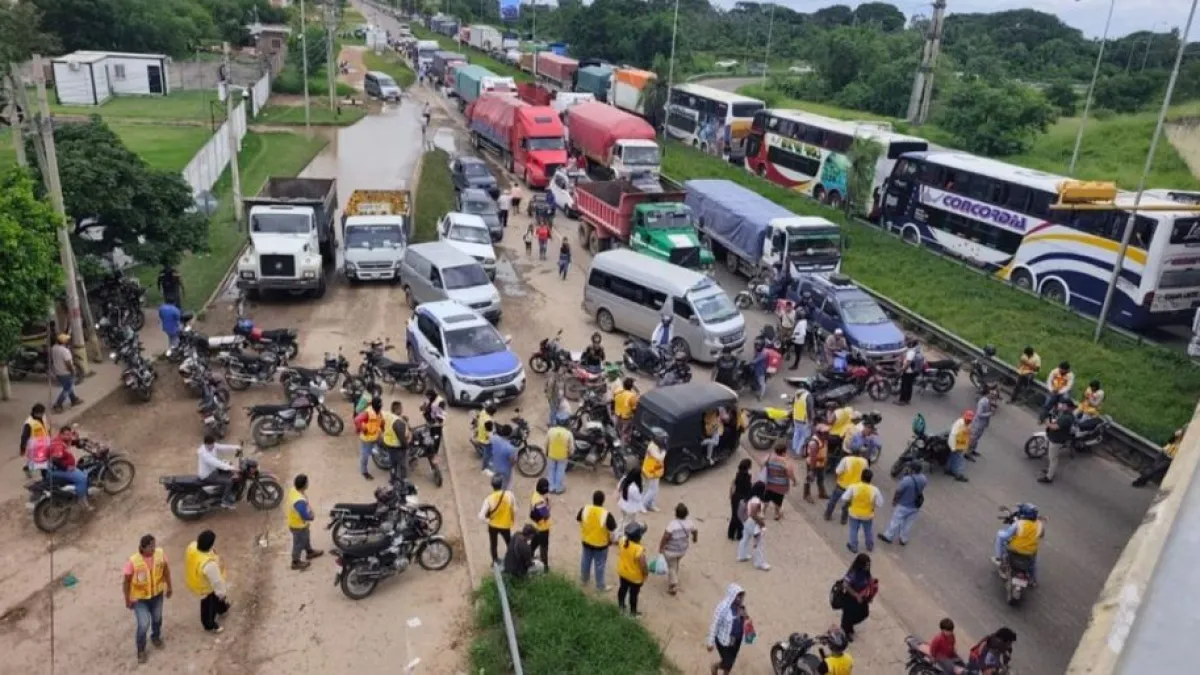 Mototaxistas van al paro y huelga de hambre: “Salimos sí o sí” y apuntan a YPFB por mala calidad decombustible