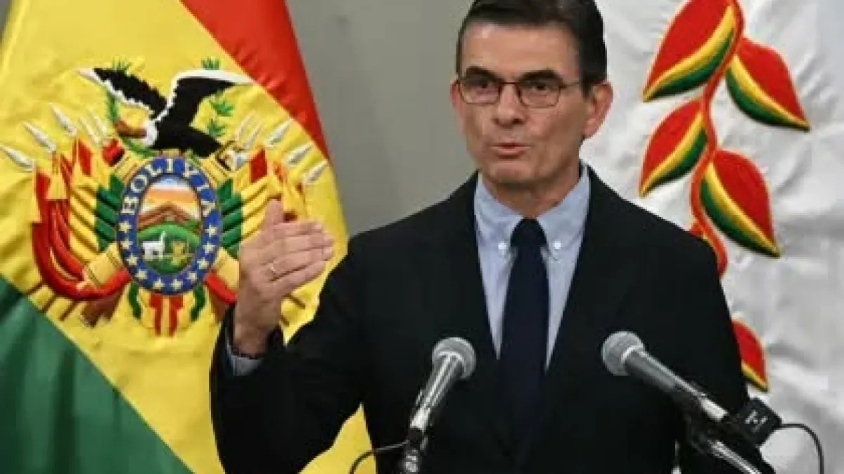 Pasado el conflicto el gobierno de Rodrigo Paz, impulsa las medidas neolibeerales exigidas por el FMI. MEDIDAS NEOLIBERALES EXIGIDAS POR EL FMI